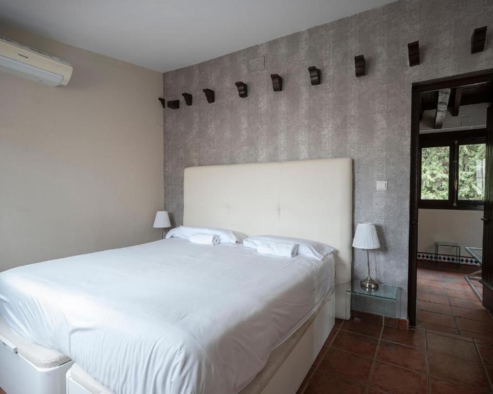Apartamentos Optima Palacete De La Alhambra Junto A La Alhambra グラナダ エクステリア 写真